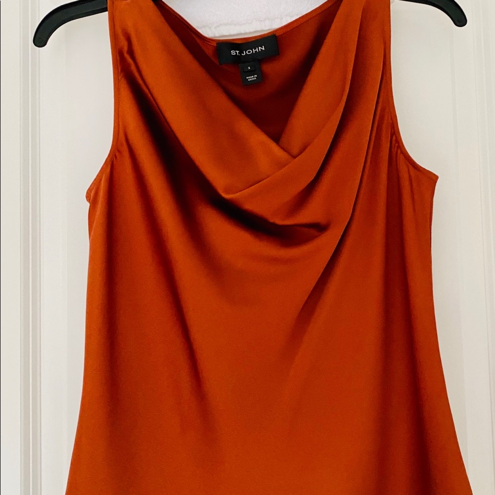 Silky layering top